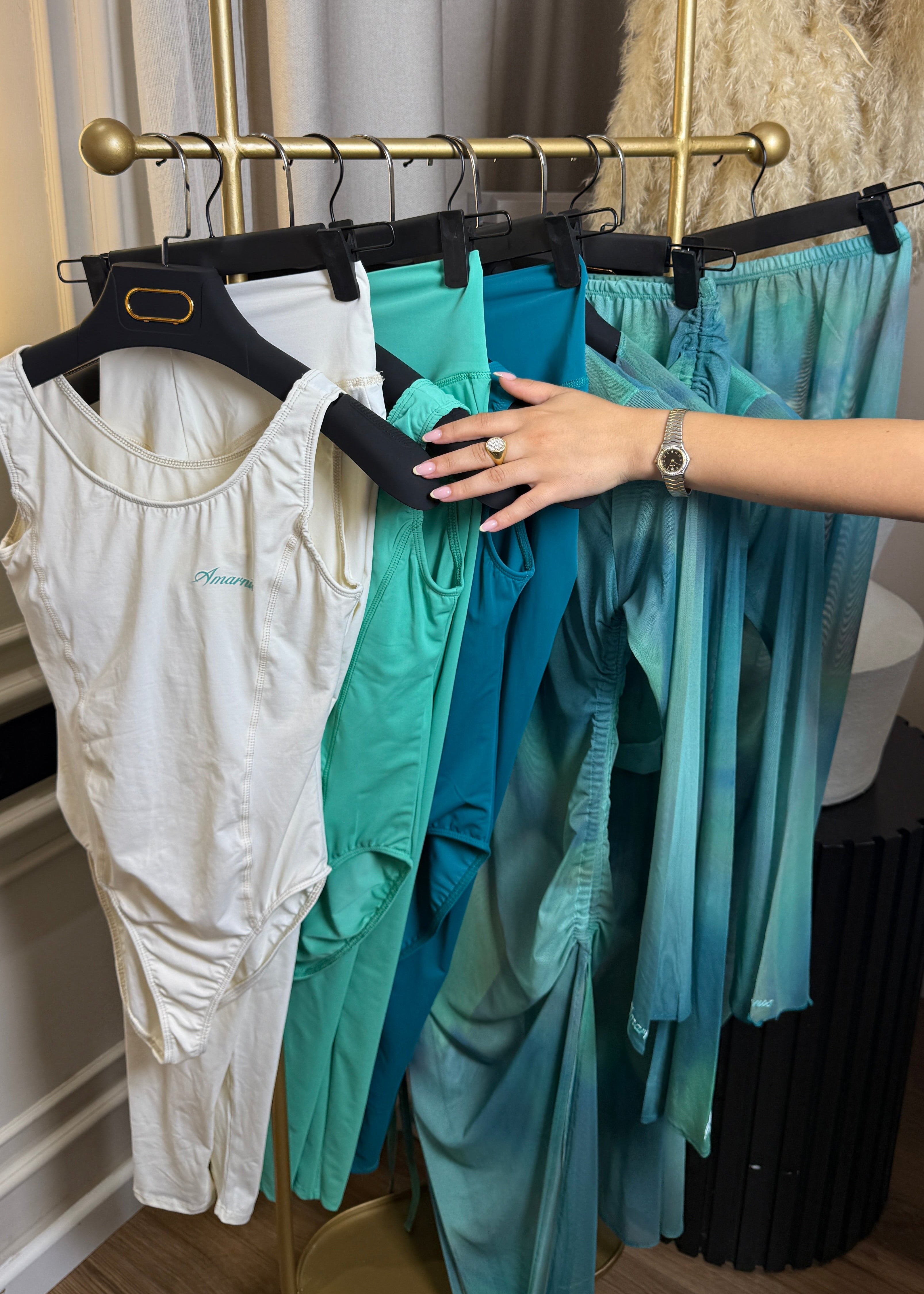 Aqua Signature Crop top